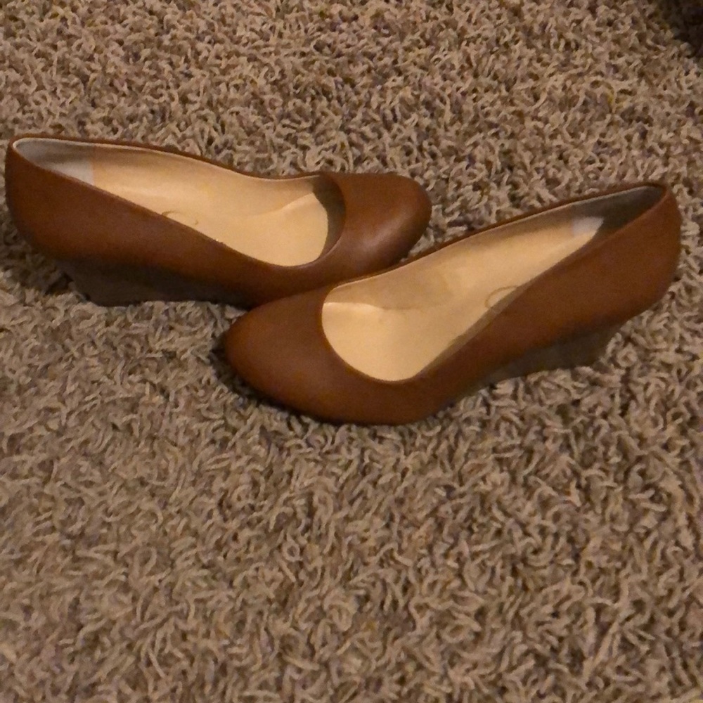 Never worn Jessica Simpson wedges